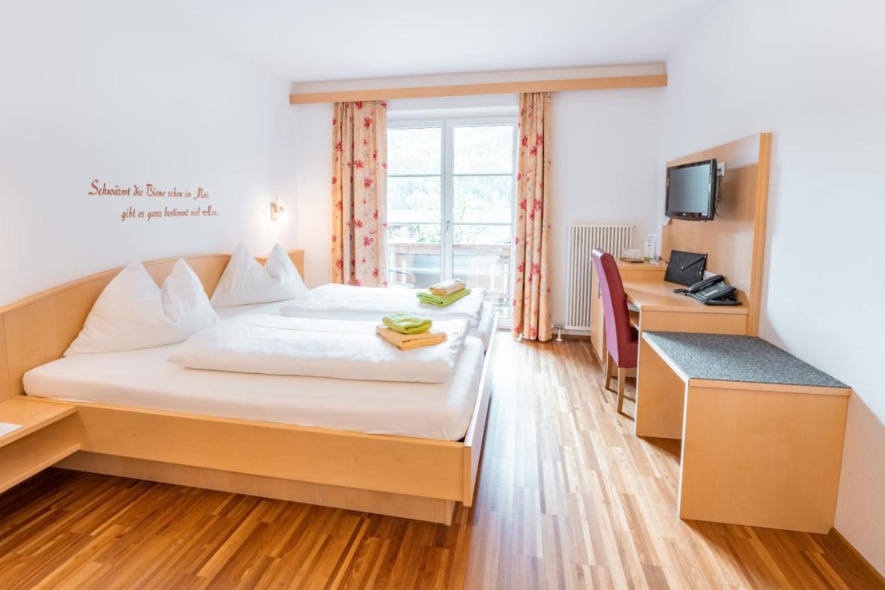 Stampferhof Hotell Weissensee Exteriör bild