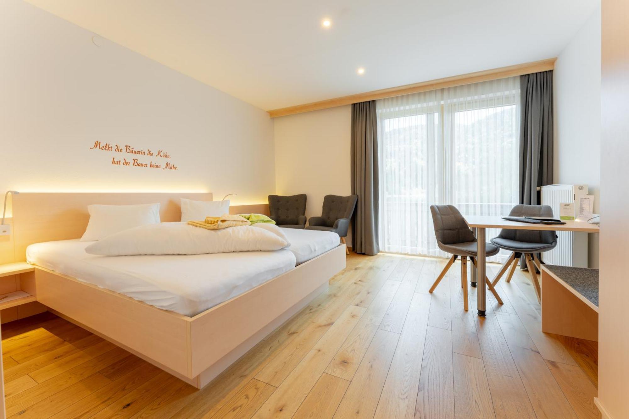 Stampferhof Hotell Weissensee Exteriör bild