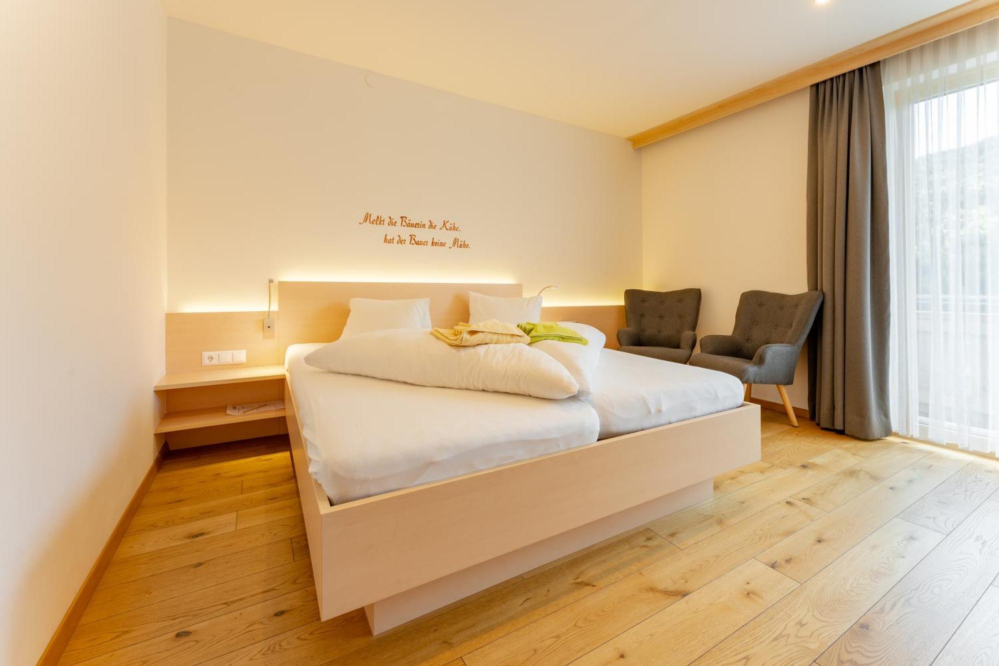 Stampferhof Hotell Weissensee Exteriör bild