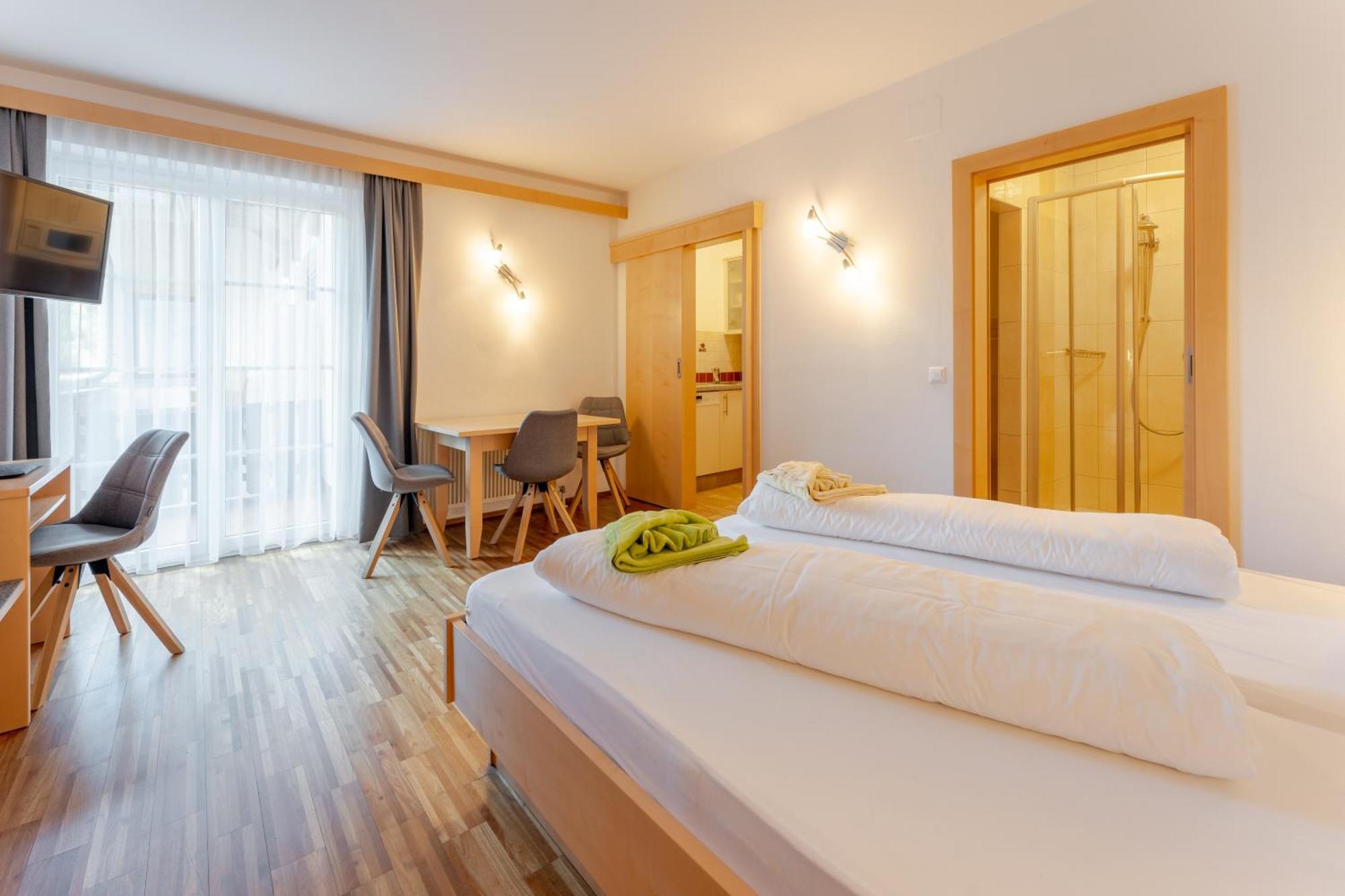 Stampferhof Hotell Weissensee Exteriör bild