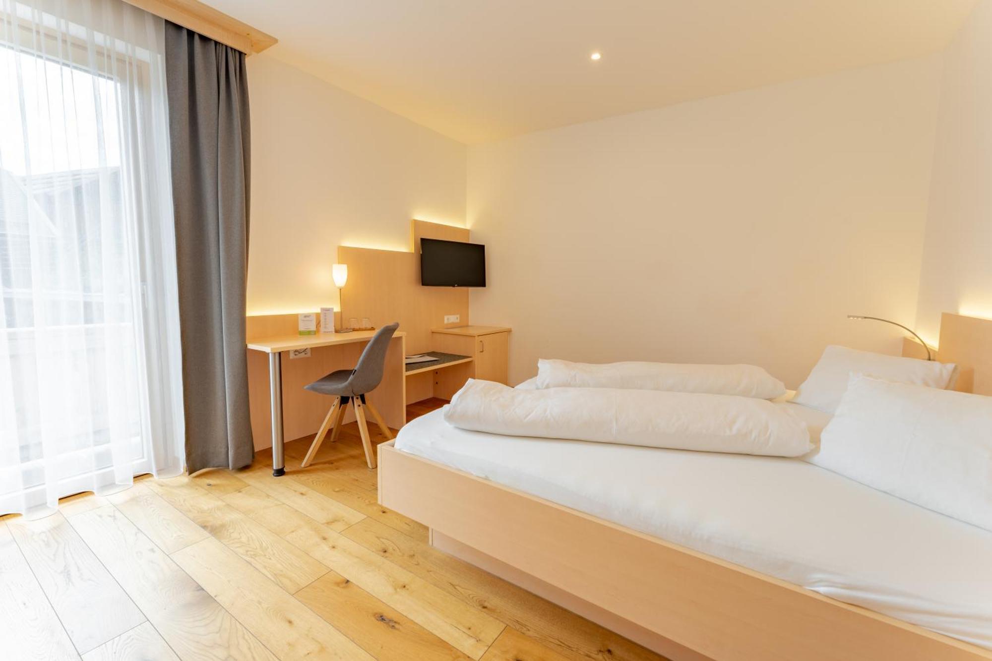 Stampferhof Hotell Weissensee Exteriör bild